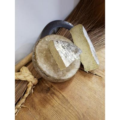 Tomme de montagne à l'ail des ours