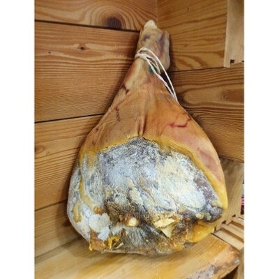 Jambon de Savoie avec os fumé entier